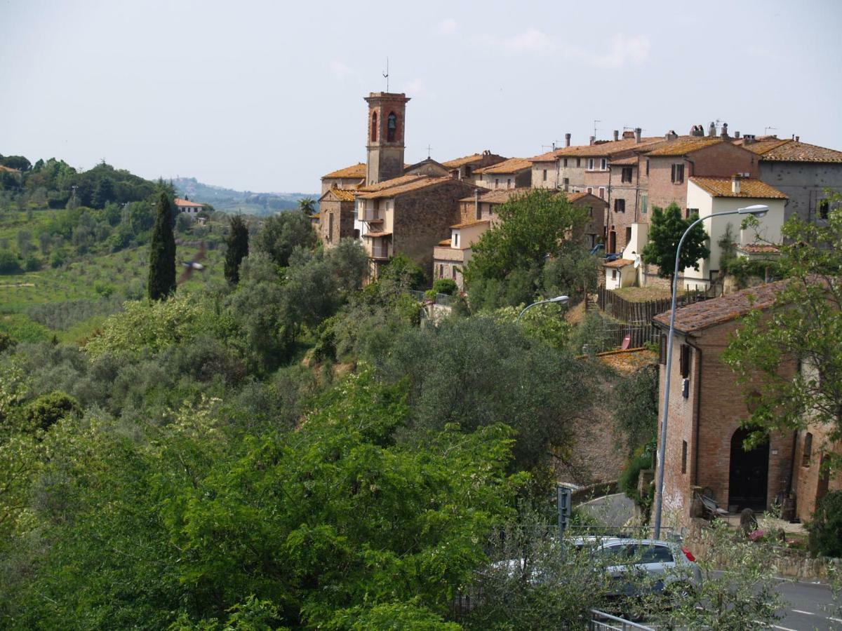Апартаменты Casa Donatella Montecchio  Экстерьер фото
